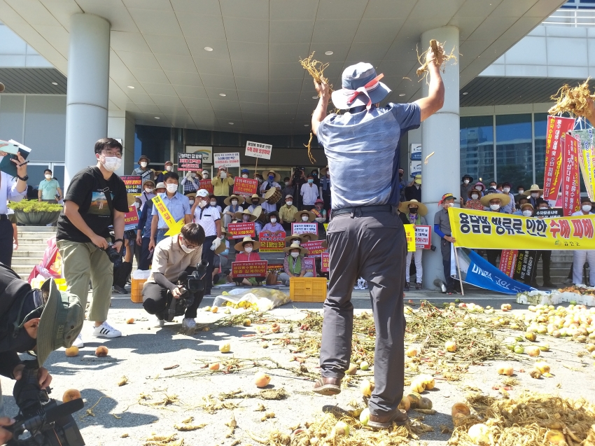 용담댐 방류에 따른 피해를 복구하기위한 활동_2