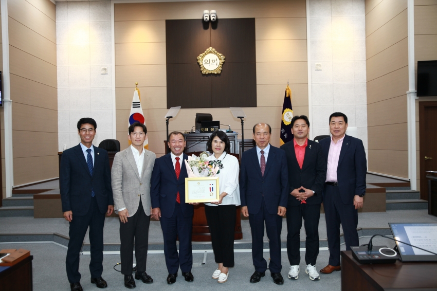 정기수 의원 대한민국지방의정봉사상 수상_2