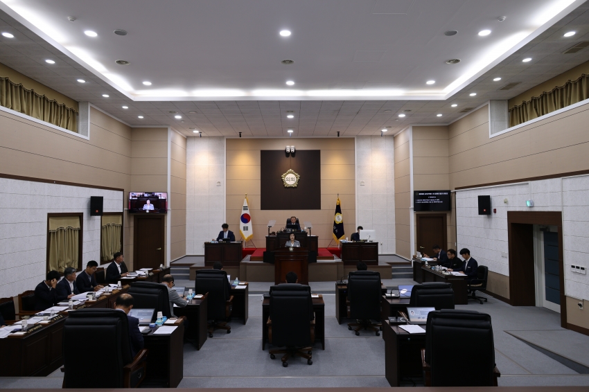 제329회 1차 정례회 폐회_0