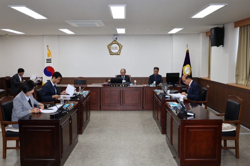 제332회 금산군의회 임시회 1일차_2