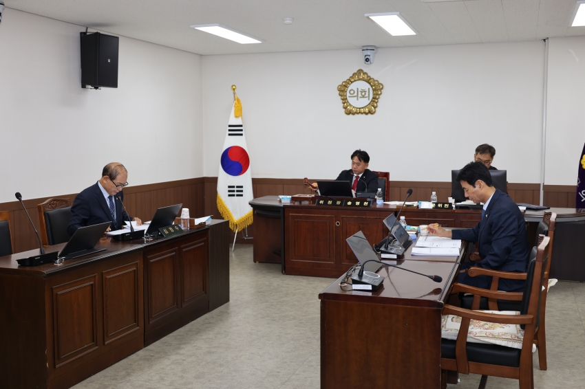 제332회 금산군의회 임시회 1일차_3