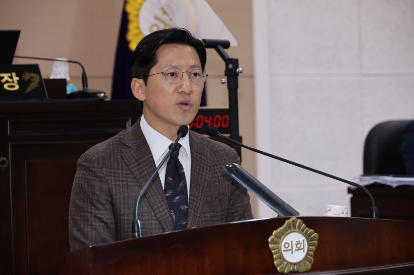 제332회 금산군의회 임시회 1일차_8