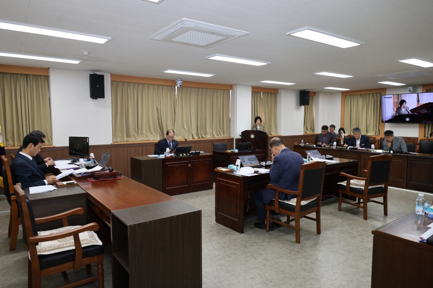 제332회 금산군의회 임시회 2일차_0