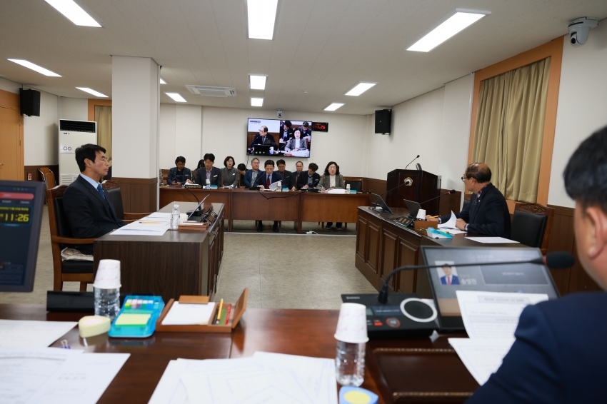 제333회 금산군의회 2차 정례회 상임위원회_2
