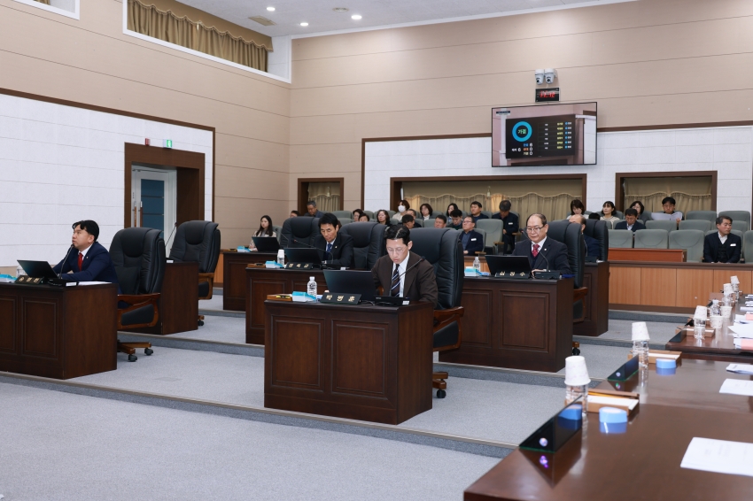 제334회 임시회 제2차 본회의_7