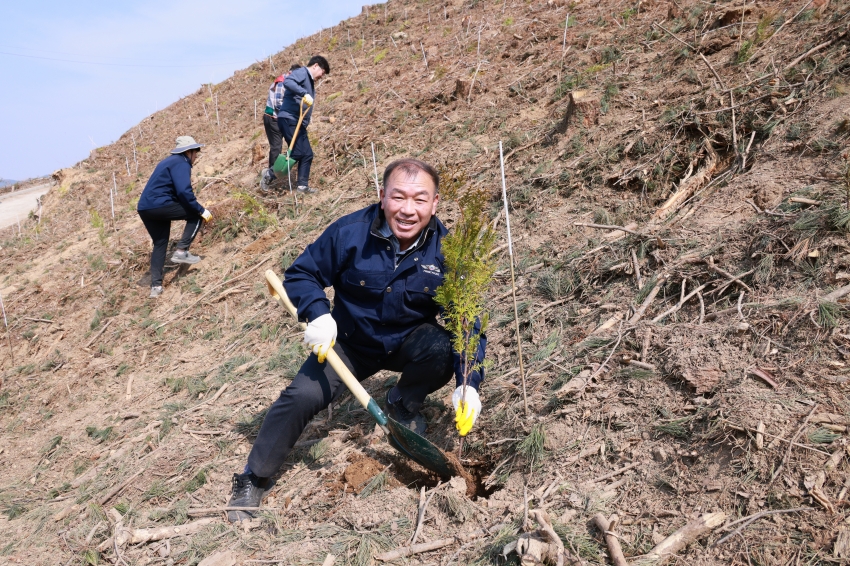 제81회 식목일 기념 나무심기 행사_2