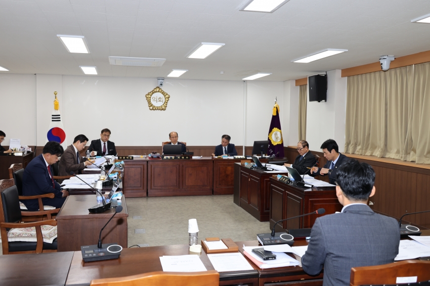 제337회 금산군의회 임시회(1일차)_3